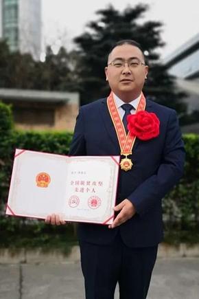 移动端与电脑端入口保持一致
